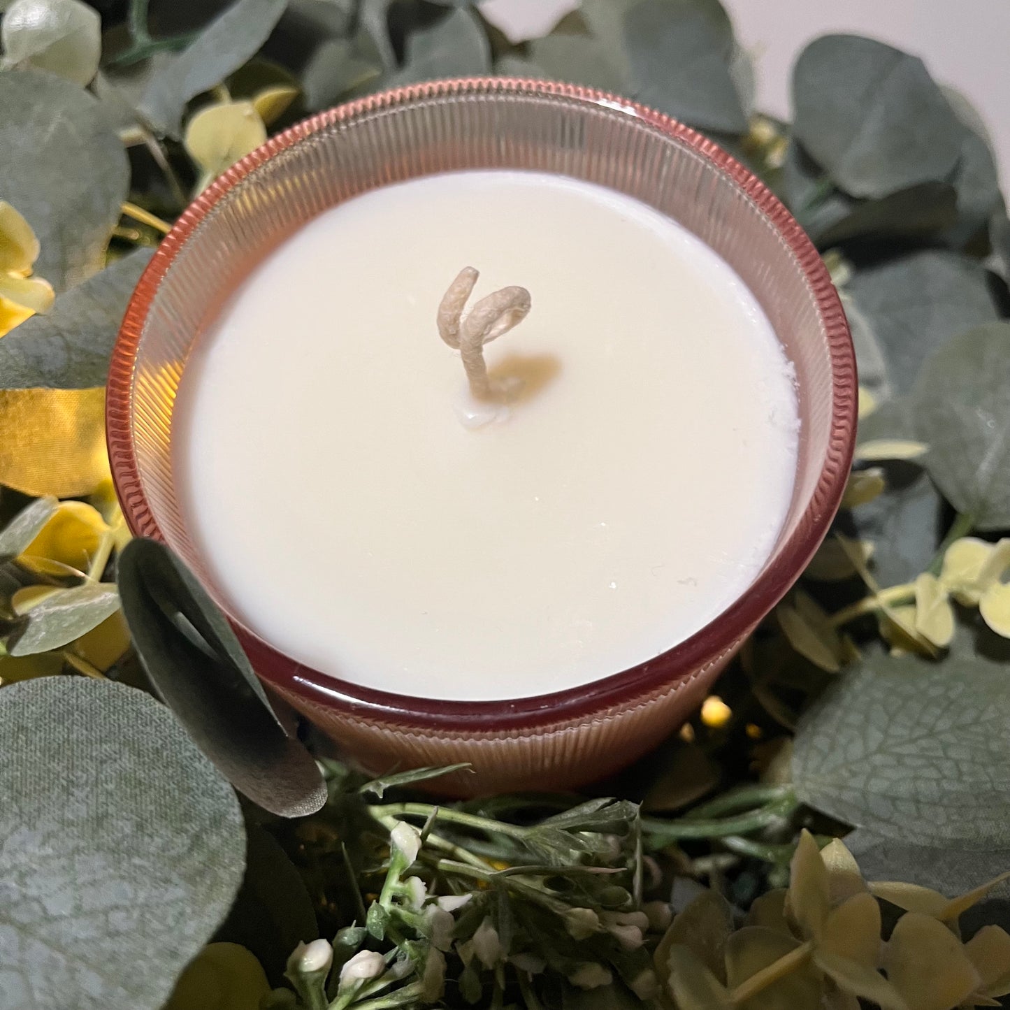 Soft Whisper - LUXURY CANDLE - Home-away.co.uk